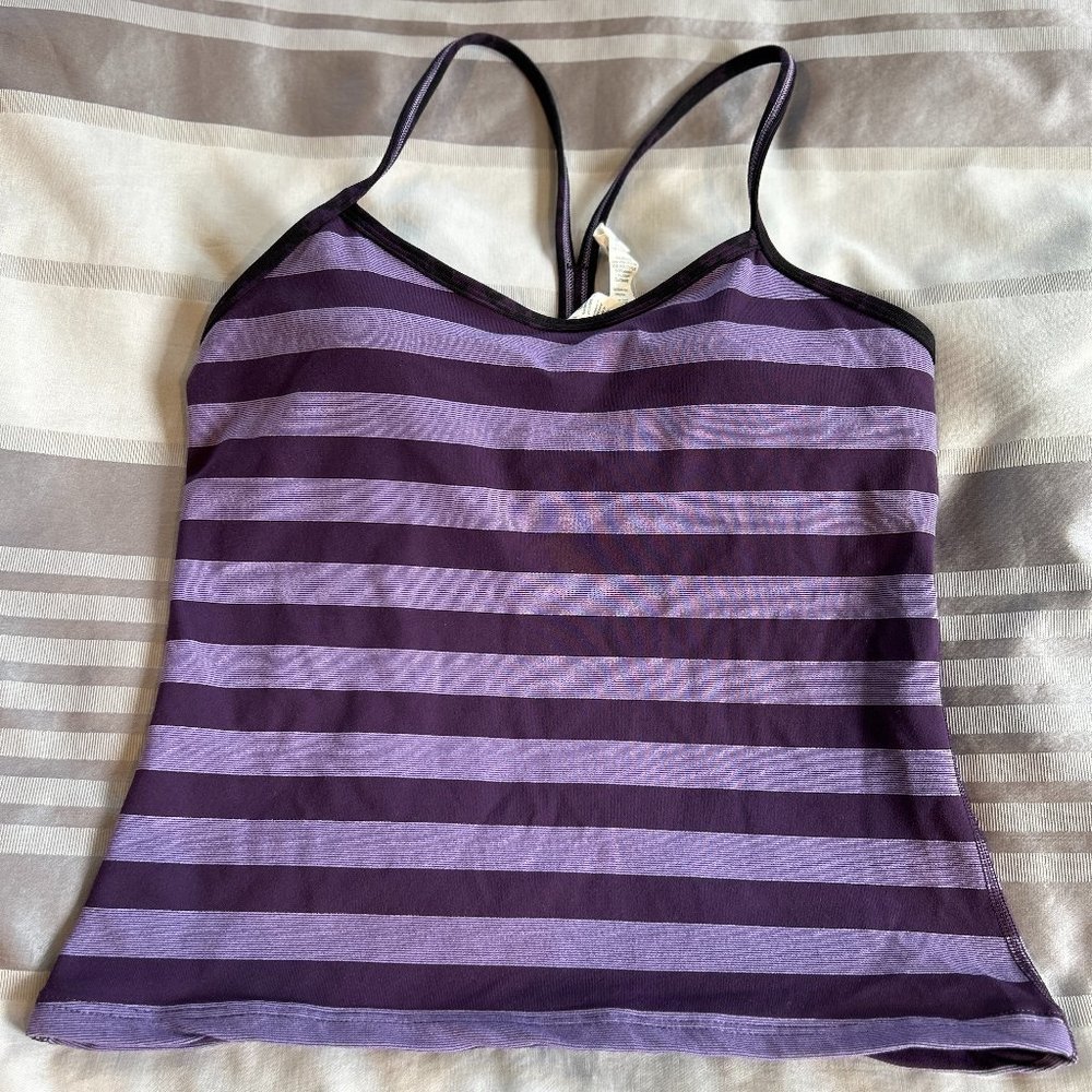 lululemon size 8 workout top